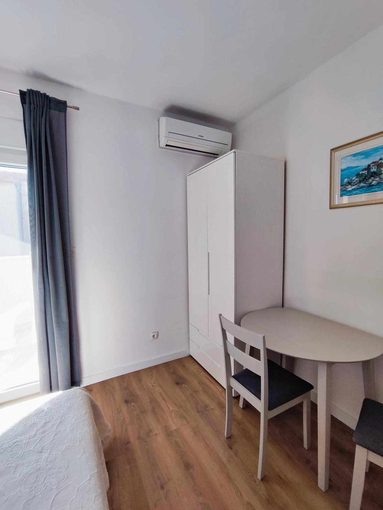Apartmani Seka 沃迪切 外观 照片